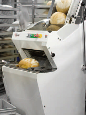 Chute - Tranciatrice per pane in cassetta Chute - Tranciatrice per pane in cassetta